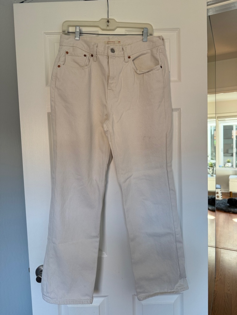 Levi's Off-White Straight-Leg Jeans